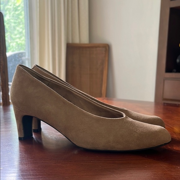 Amante Shoes Suede Pumps Tan 9.5M - Picture 5 of 7